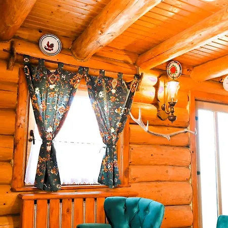 Holiday home Casa De Lemn *